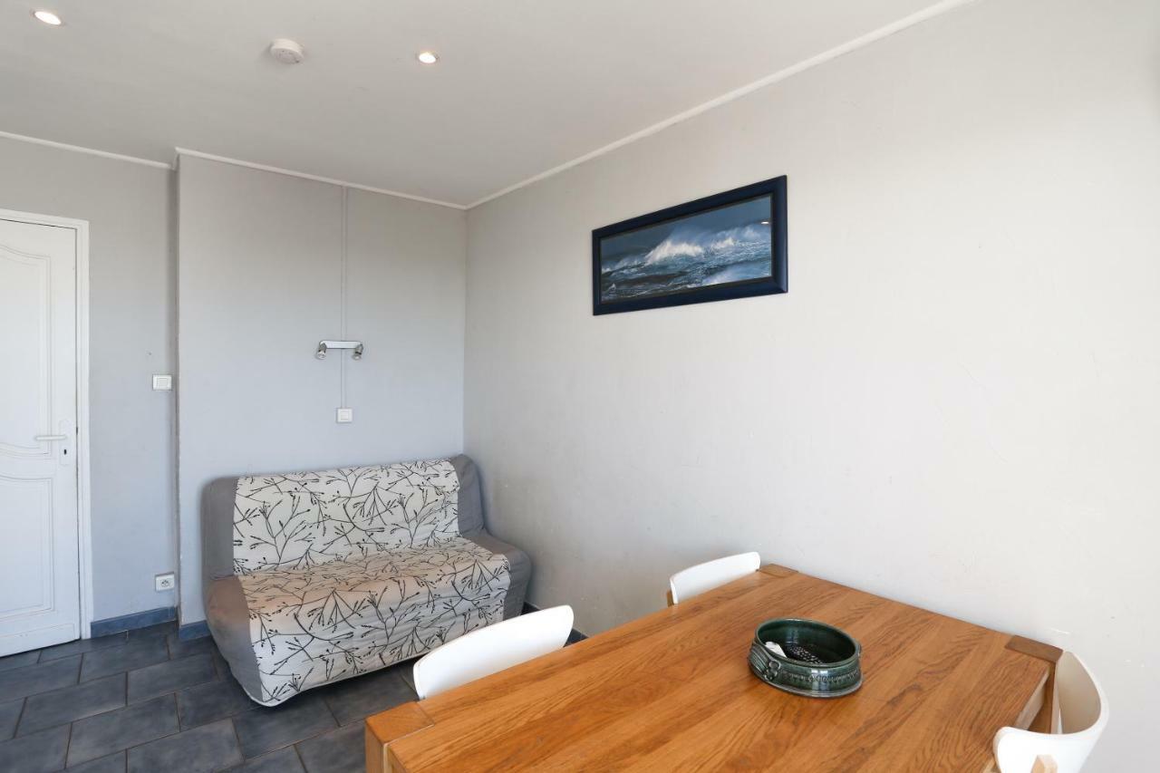 Appartement 6 Personnes Vue Mer 30 M De La Plage Hyères Extérieur photo