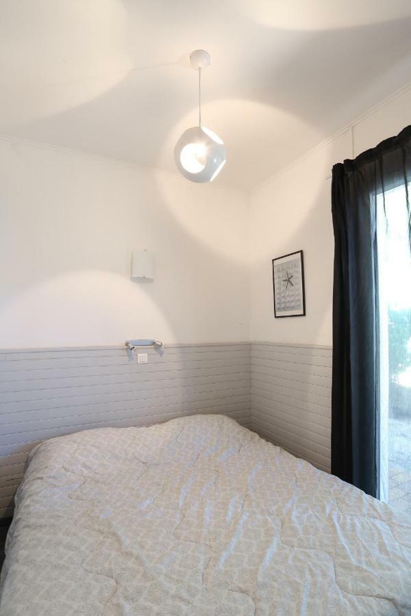 Appartement 6 Personnes Vue Mer 30 M De La Plage Hyères Extérieur photo
